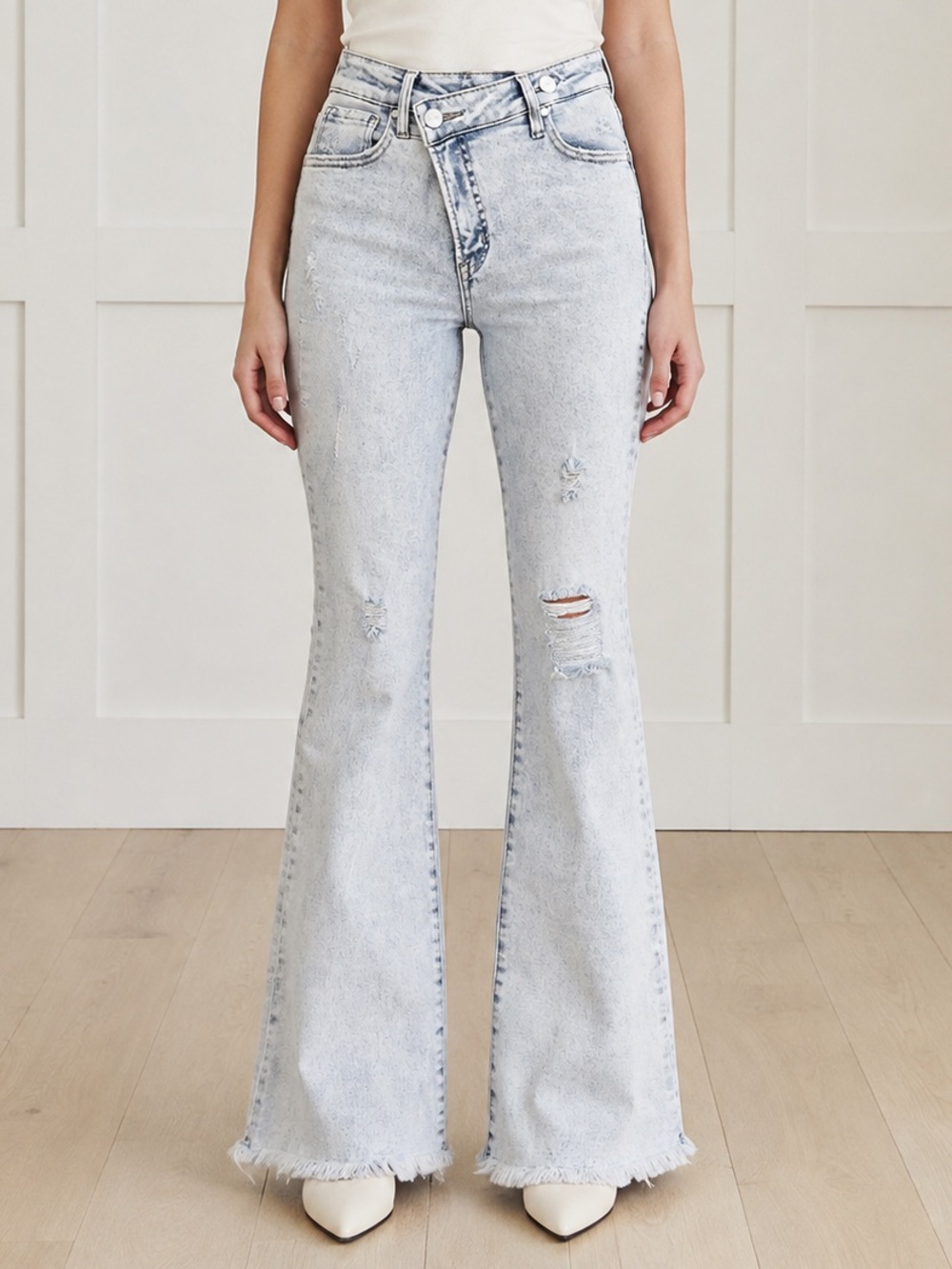NWT Risen x Willow Boutique Lucy Jeans Sz 25 Acid Light Wash Asymmetrical Flare